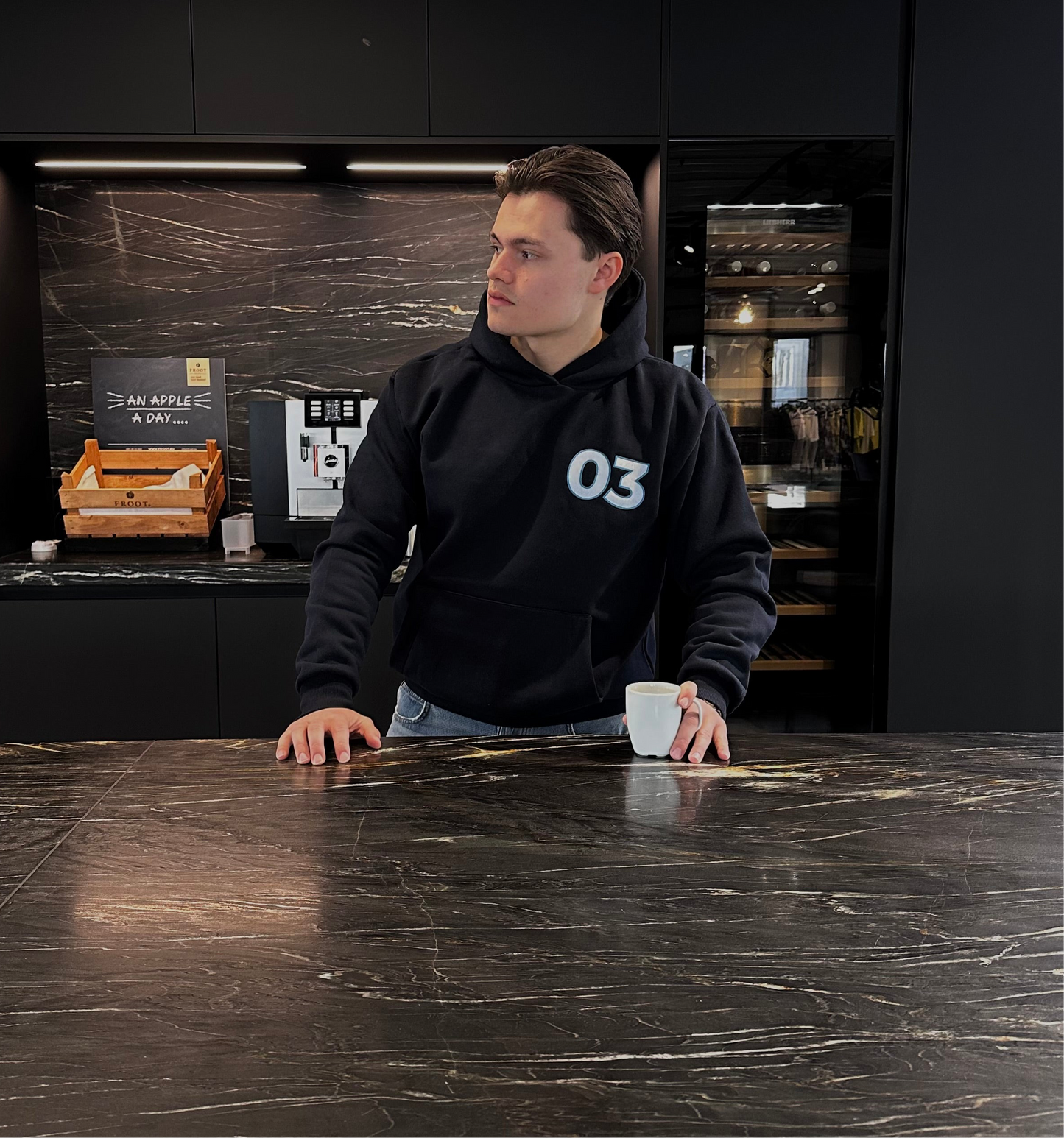 03 HEAVYWEIGHT HOODIE